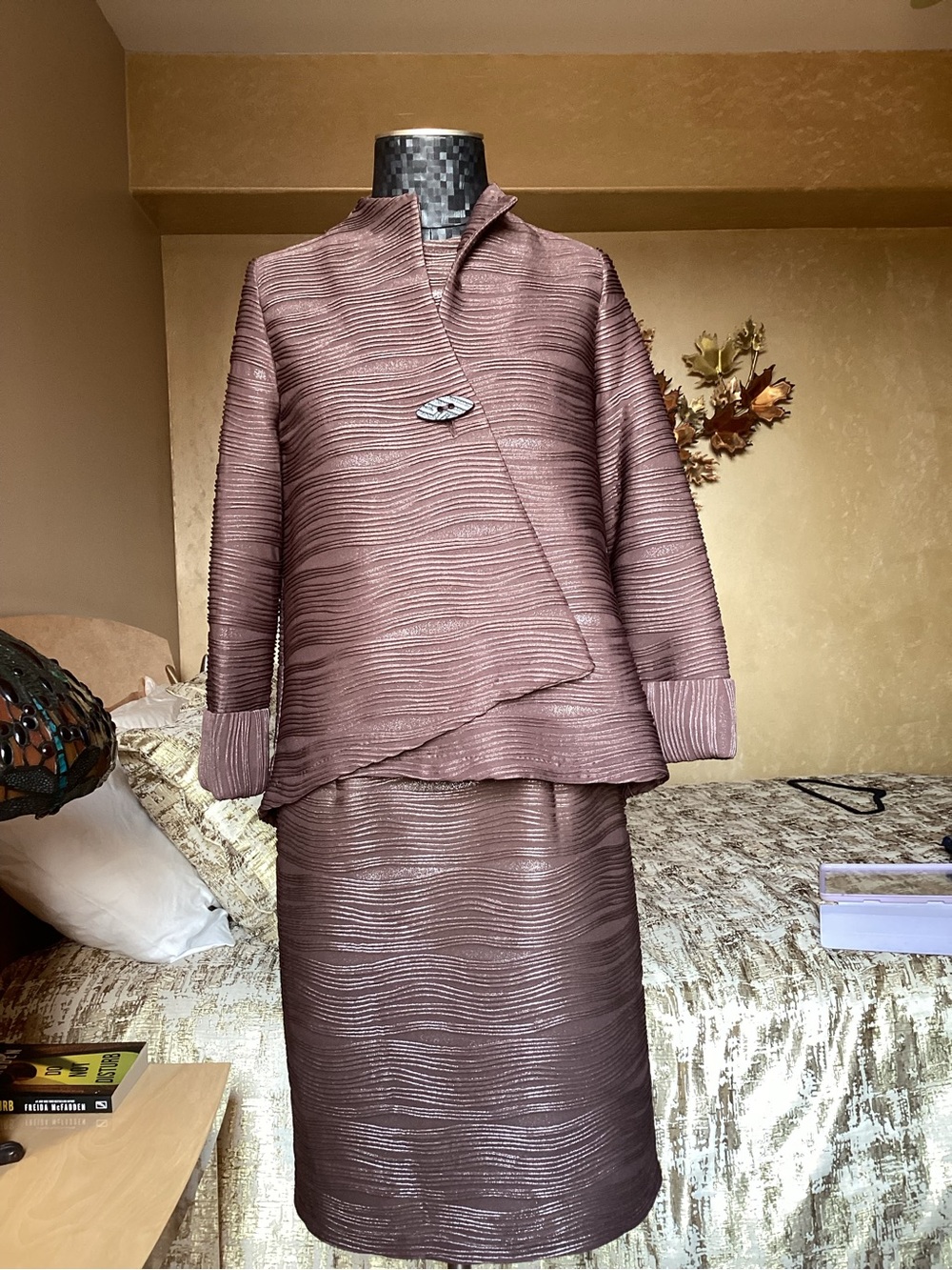 Elegant dress suit IC By Connie K Textured Pencil Dress with Coordinating Jacket